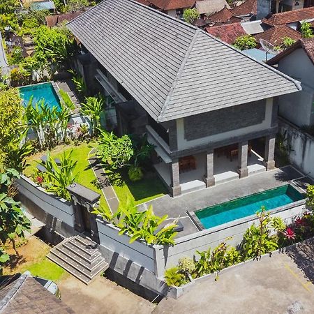 Full Moon Villa Ubud Exterior photo