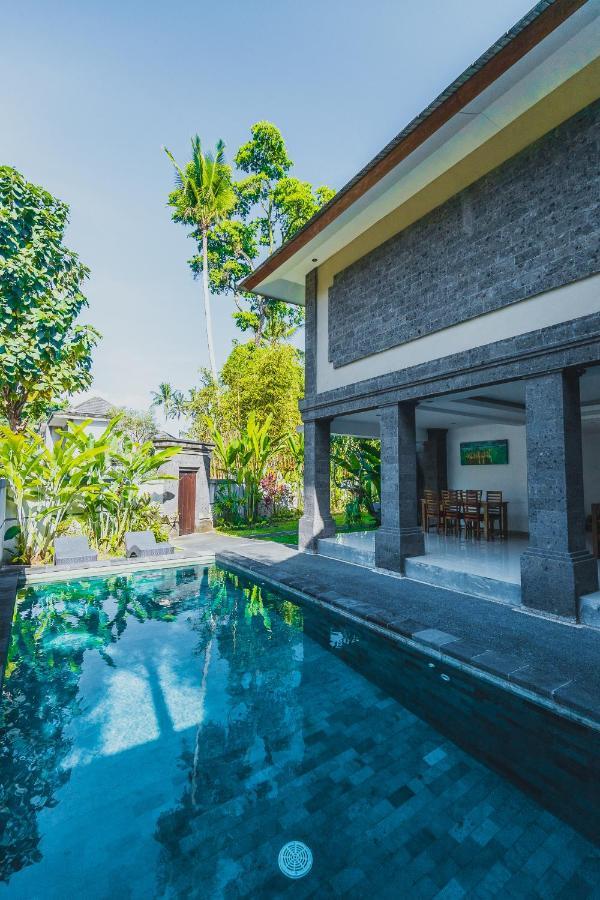 Full Moon Villa Ubud Exterior photo