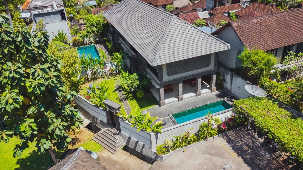 Full Moon Villa Ubud Exterior photo