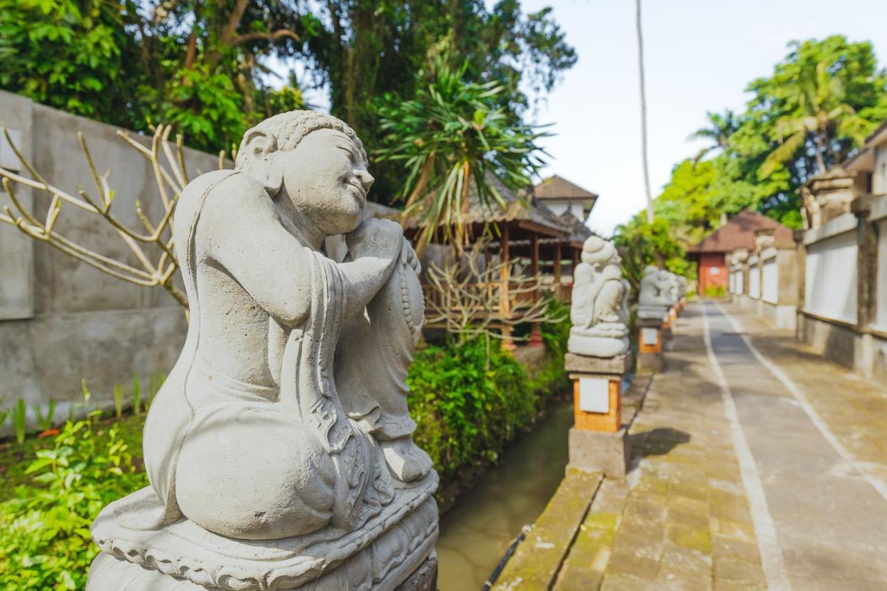 Full Moon Villa Ubud Exterior photo